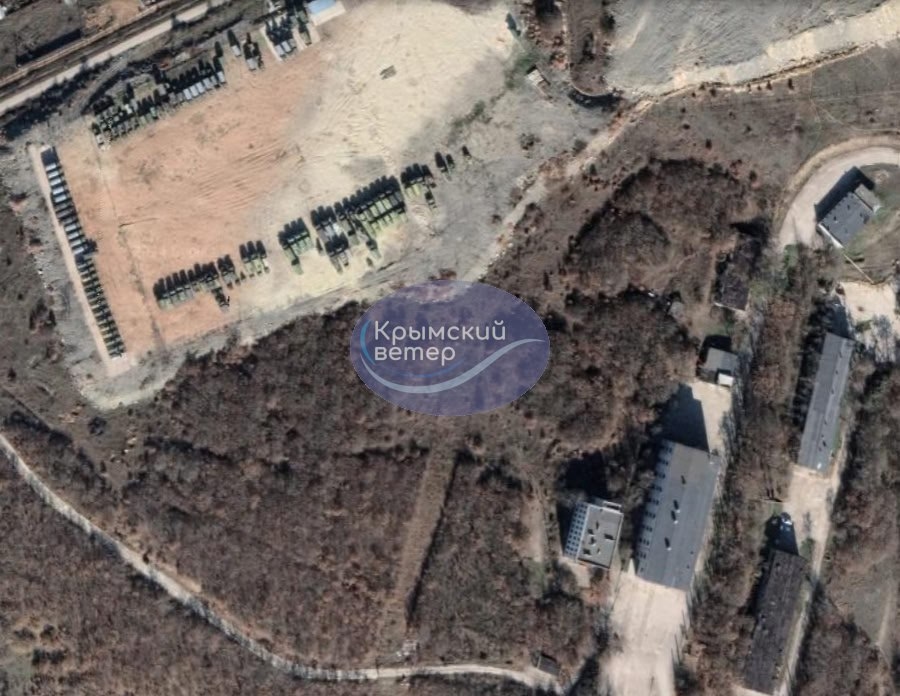 Спутниковый снимок военной части рядом с селом Флотское в Балаклаве