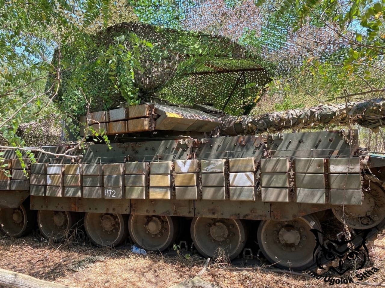 Танк Т-80БВК после необычного апгрейда