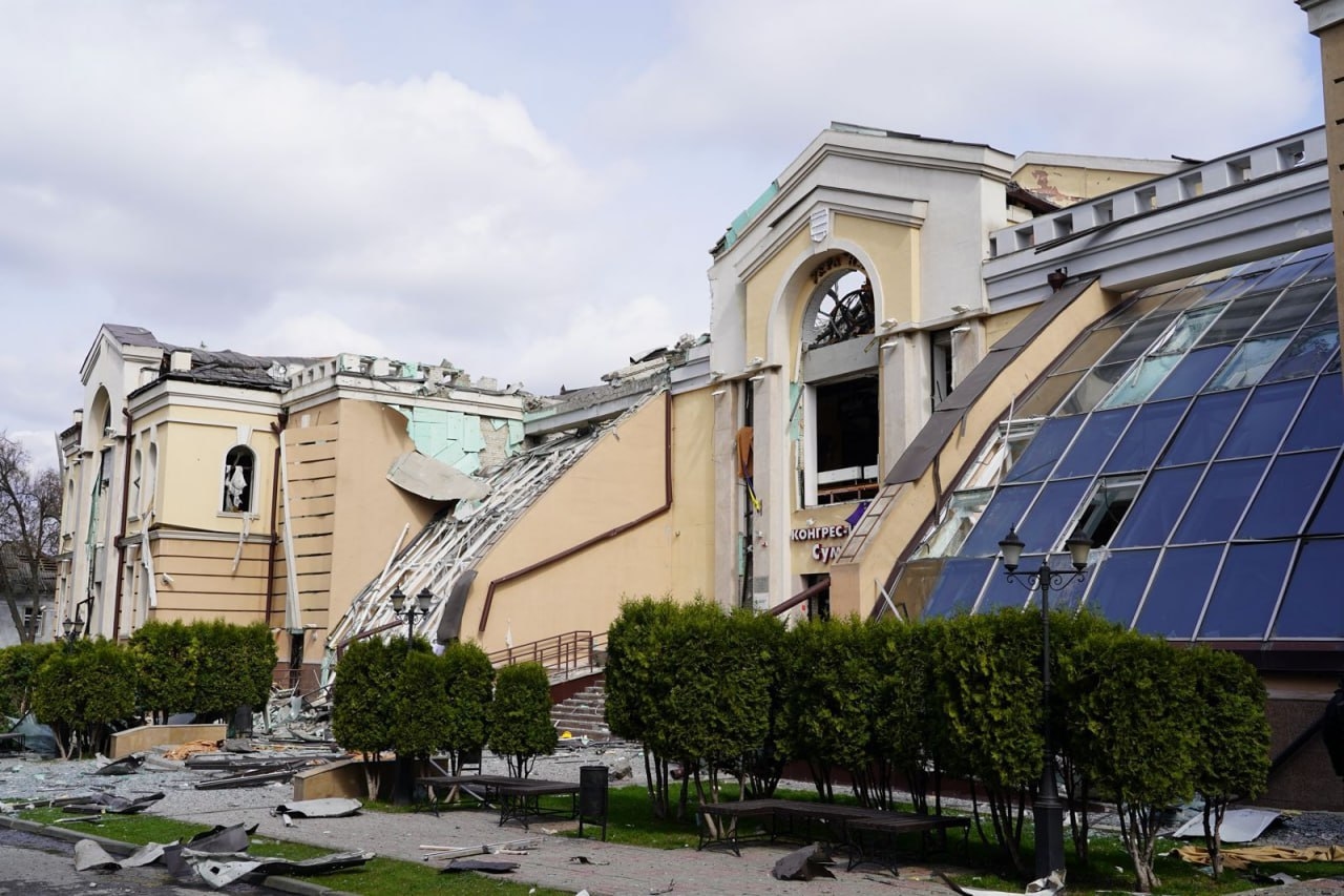 Последствия ракетного удара по Сумам