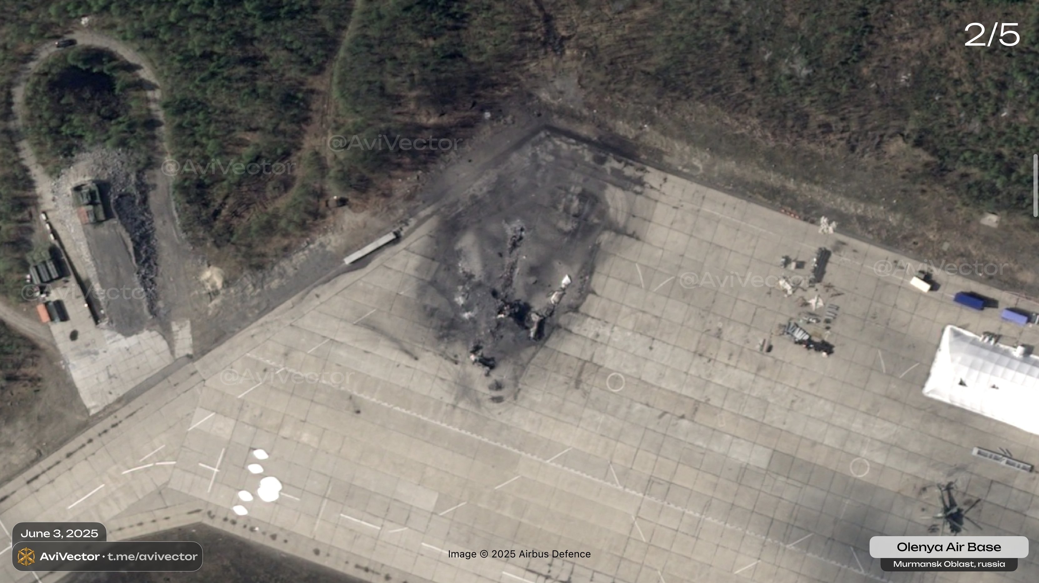 Уничтоженный Ту-95 на авиабазе Оленья