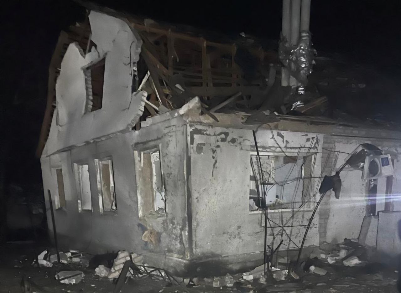 Последствия российского удара в ночь на 3 декабря 2025 года по Терновке в Днепропетровской области
