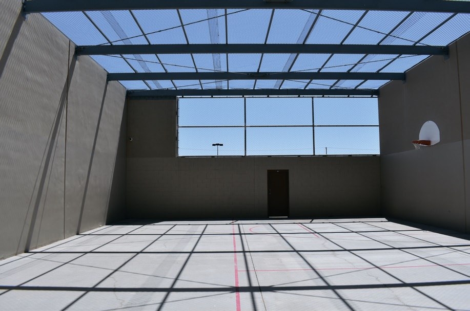 Обстановка в центрах содержания мигрантов в США