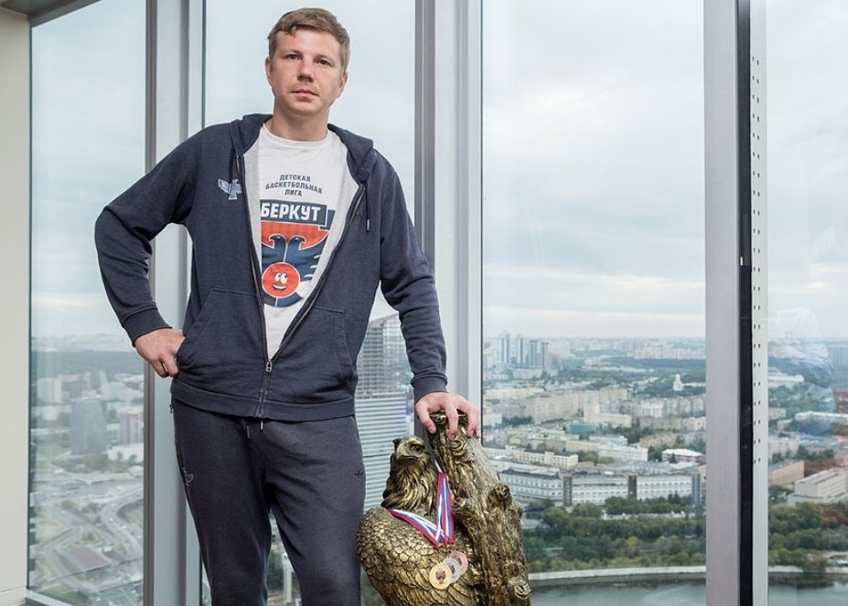 Денис Полохин рекламирует свой сервис в соцсетях и на интернет-площадках