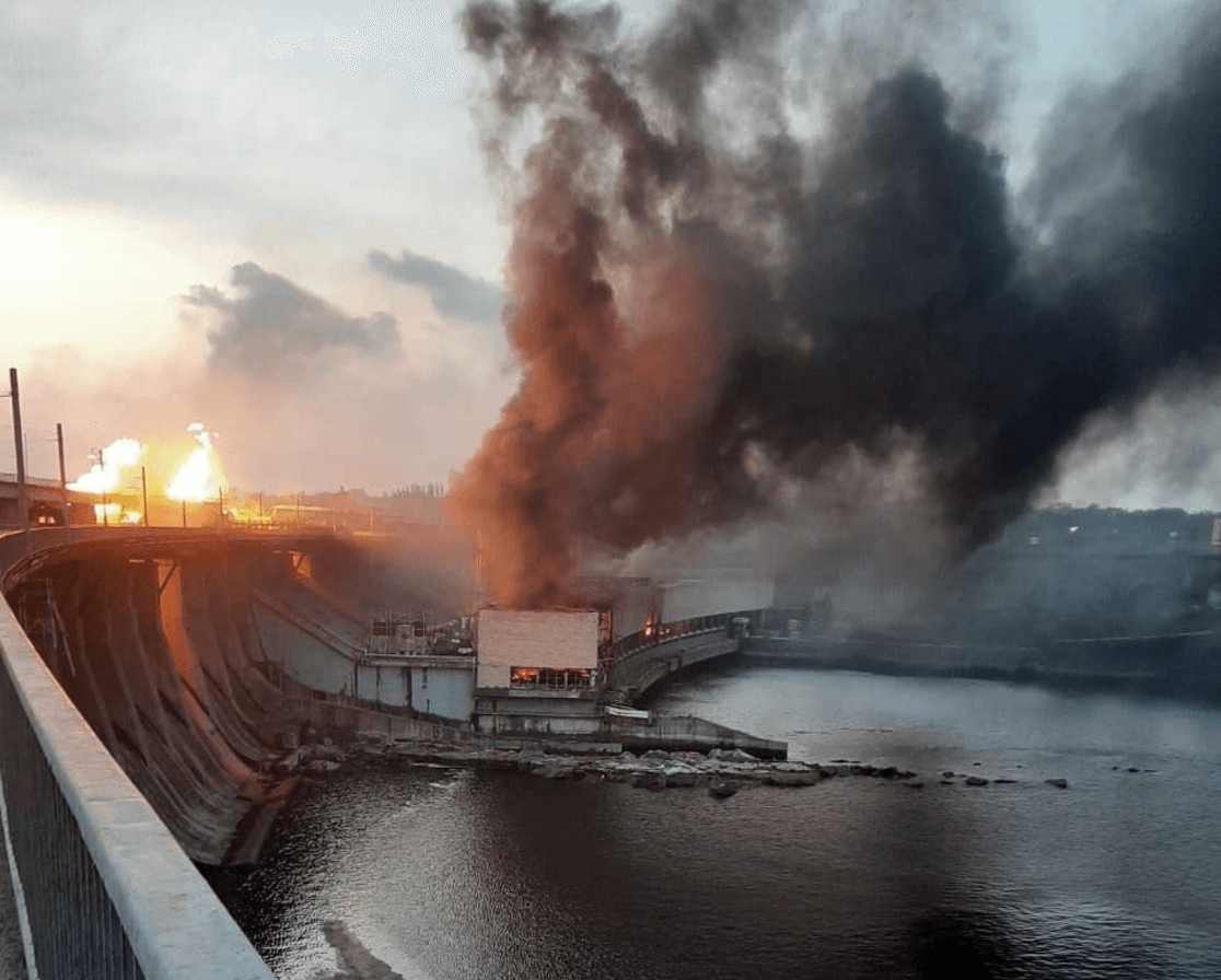 Пожар на плотине ДнепроГЭС, март 2024 года. Фото: pgo_gov_ua/Telegram