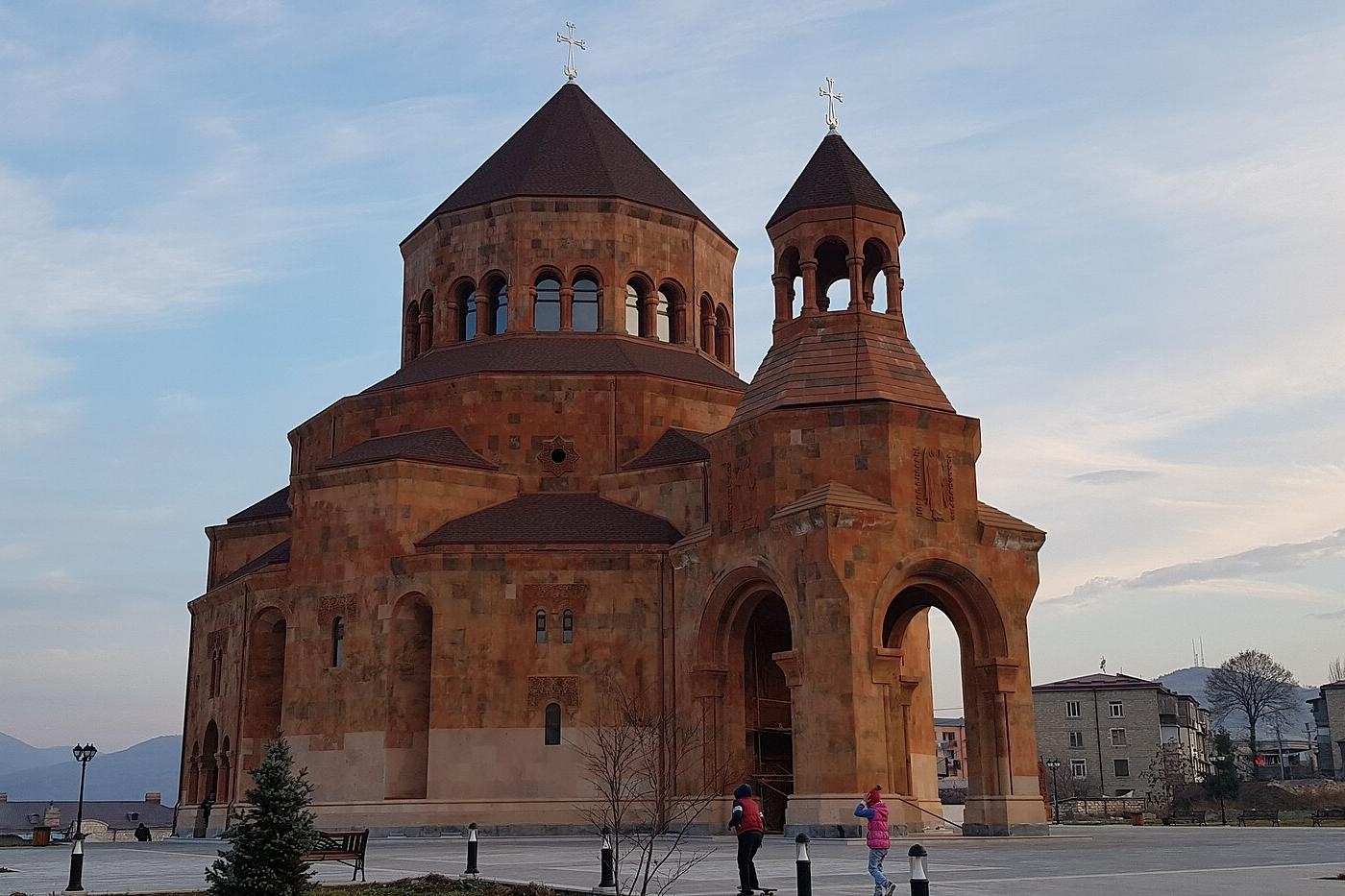 Собой Святого Покрова Девы Марии, Степанакерт. Фото: Wikipedia