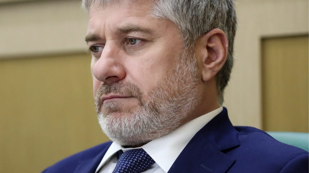 Кадыров назвал абсурдным расследование о соучастниках убийства Немцова, звонивших в день преступления сенатору Сулейману Геремееву