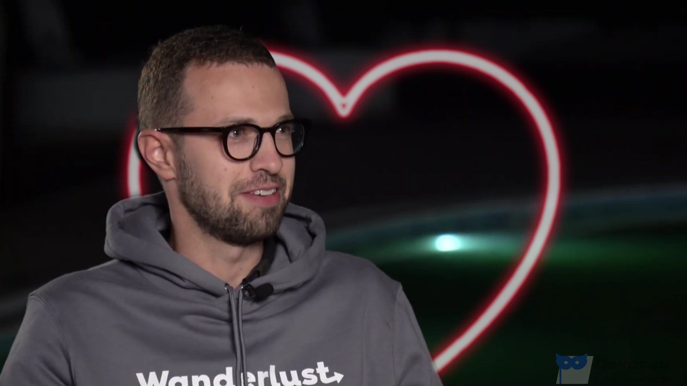 «Целое поколение россиян будет расти с клеймом этой войны» — тревел-блогер Антон Птушкин записал обращение к жителям РФ 