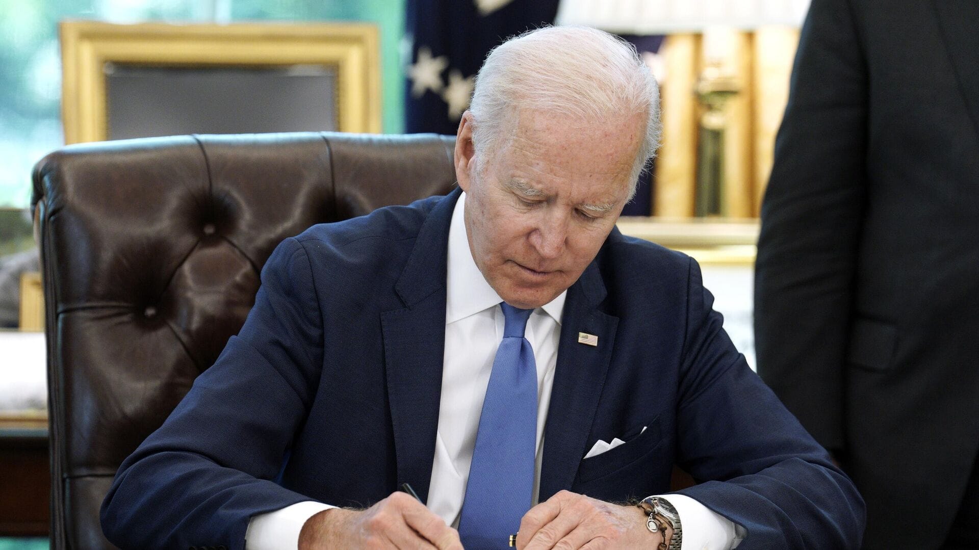 Байден подписал закон о выделении Украине $40 млрд помощи. Объем финансовой поддержки вырос в 5 раз