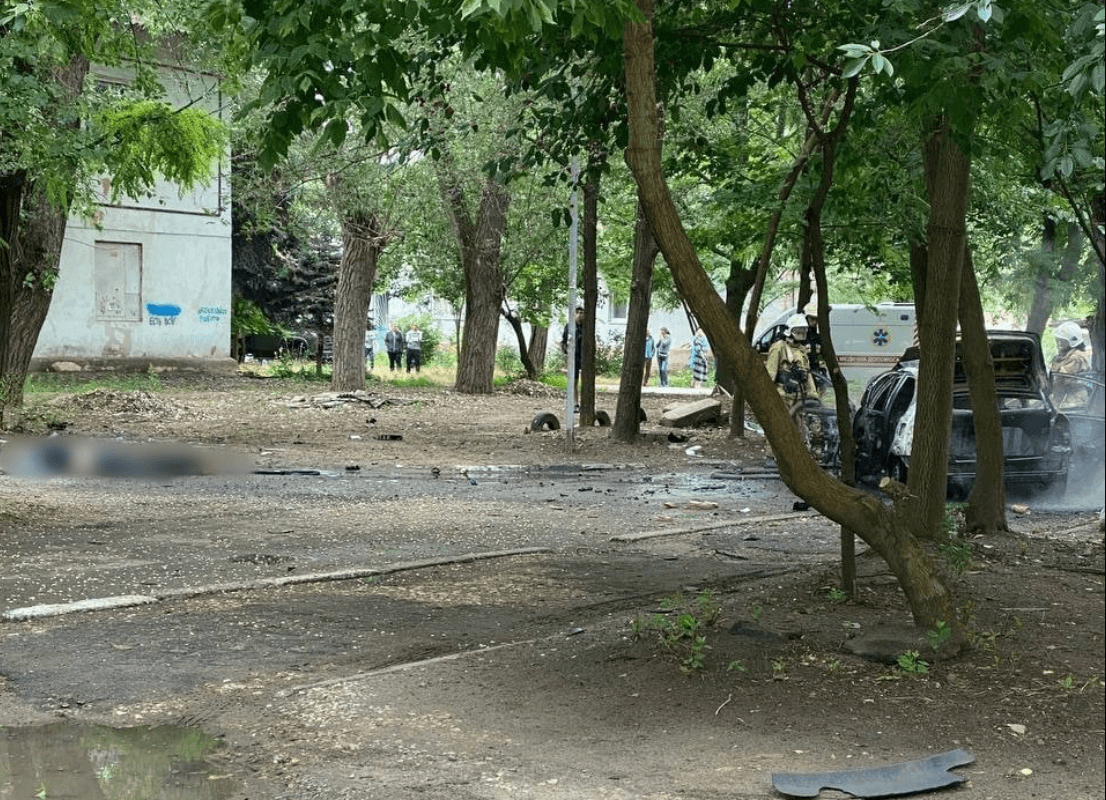 В Херсоне подорвали машину с пророссийским чиновником, он погиб. Это третье покушение на представителя оккупационных властей за две недели