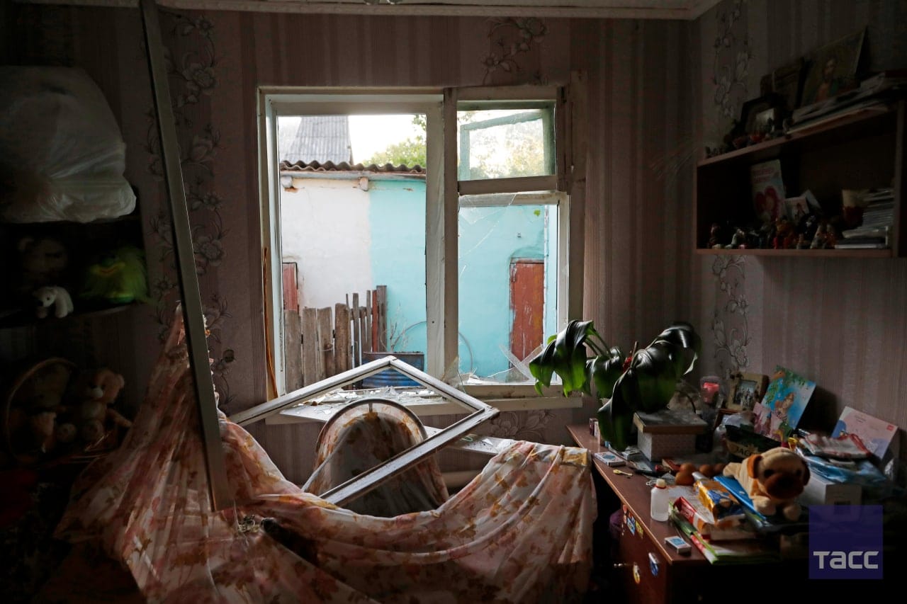 В Белгороде после серии взрывов погибли три человека. Власти не объяснили причину, жители видели работу ПВО