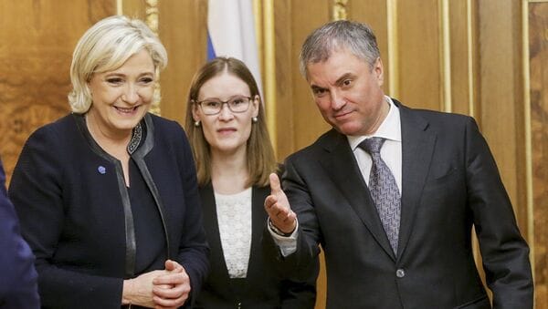 Россия с 2014 года потратила не менее $300 млн на подкуп политиков за рубежом — Washington Post