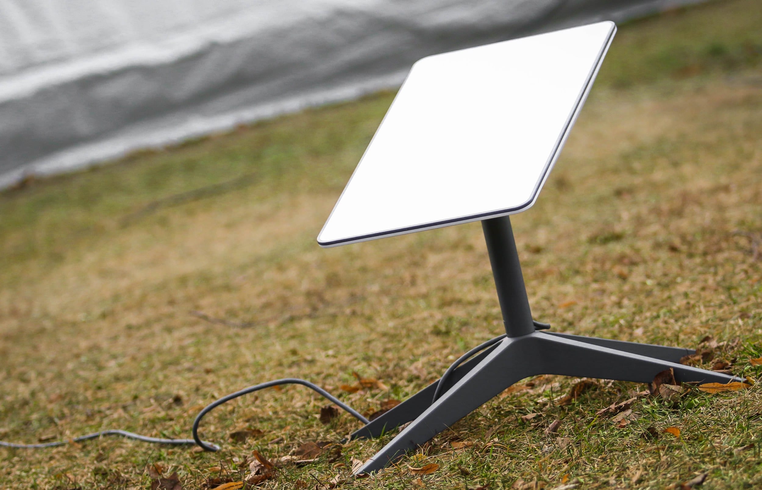 «Покупают ФСБшники и туристы». В России начали продавать терминалы Starlink, которые не работают на ее территории