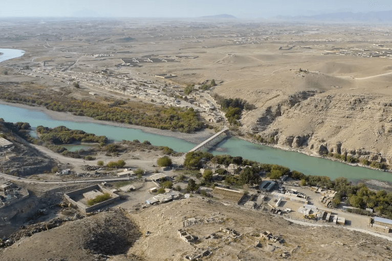 Три человека погибли во время перестрелки на ирано-афганской границе. Отношения стран обострились из-за споров об использовании реки
