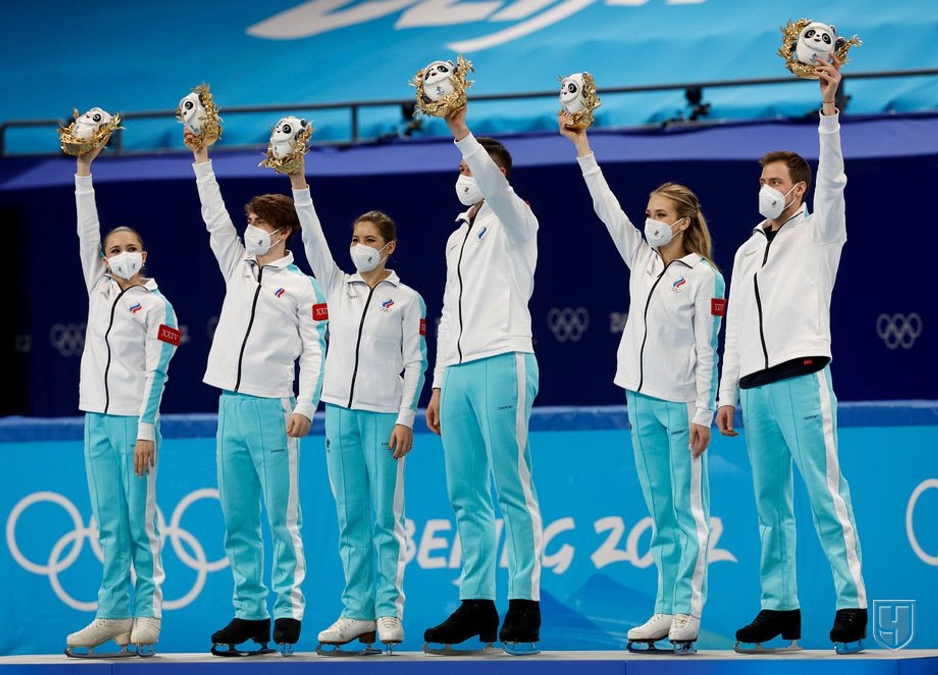 Российская сборная по фигурному катанию лишена золота Олимпиады в Пекине, его заменили на бронзу
