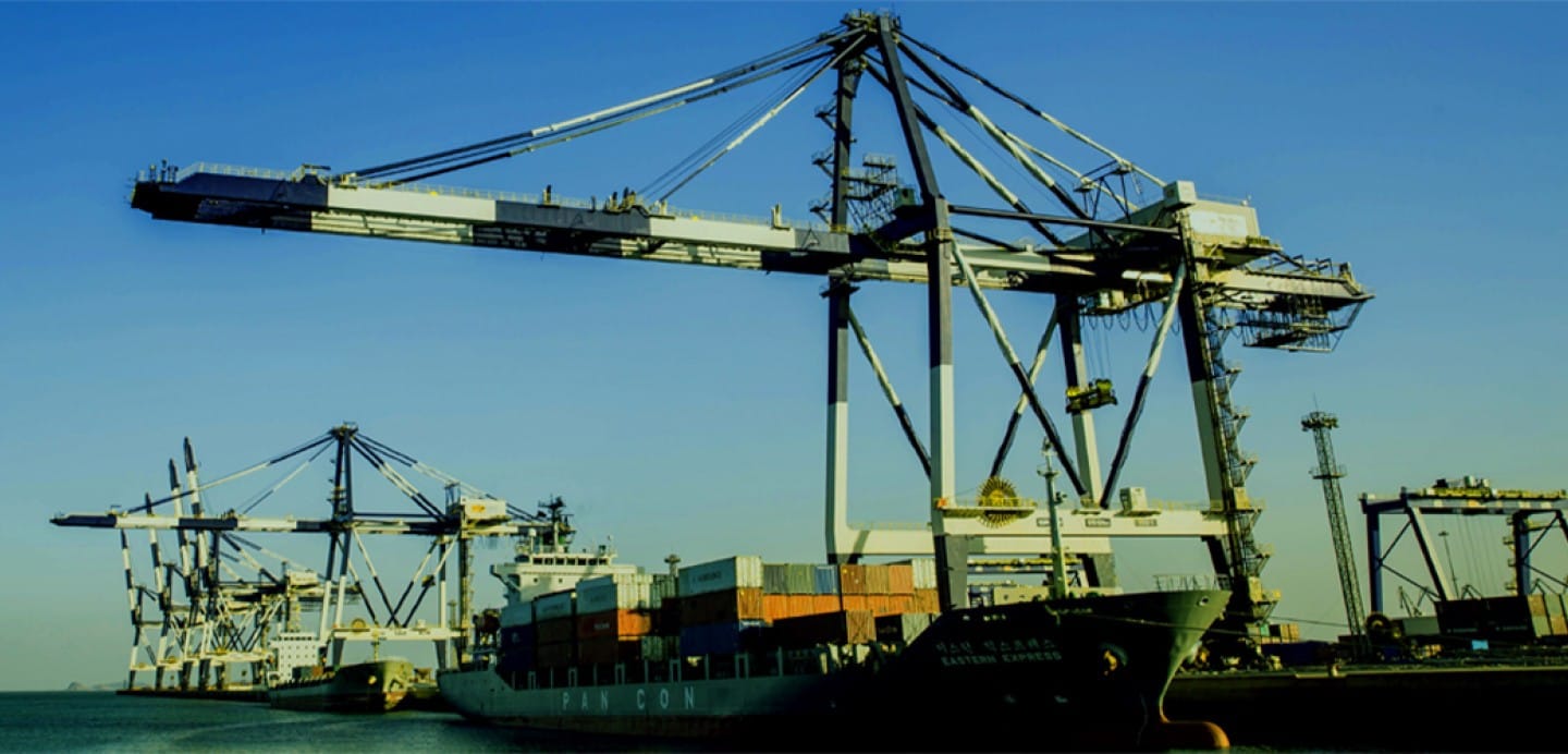 Китайский порт принял подсанкционный танкер с российской нефтью. США дали таким судам время на разгрузку до конца февраля — Lloyd's List