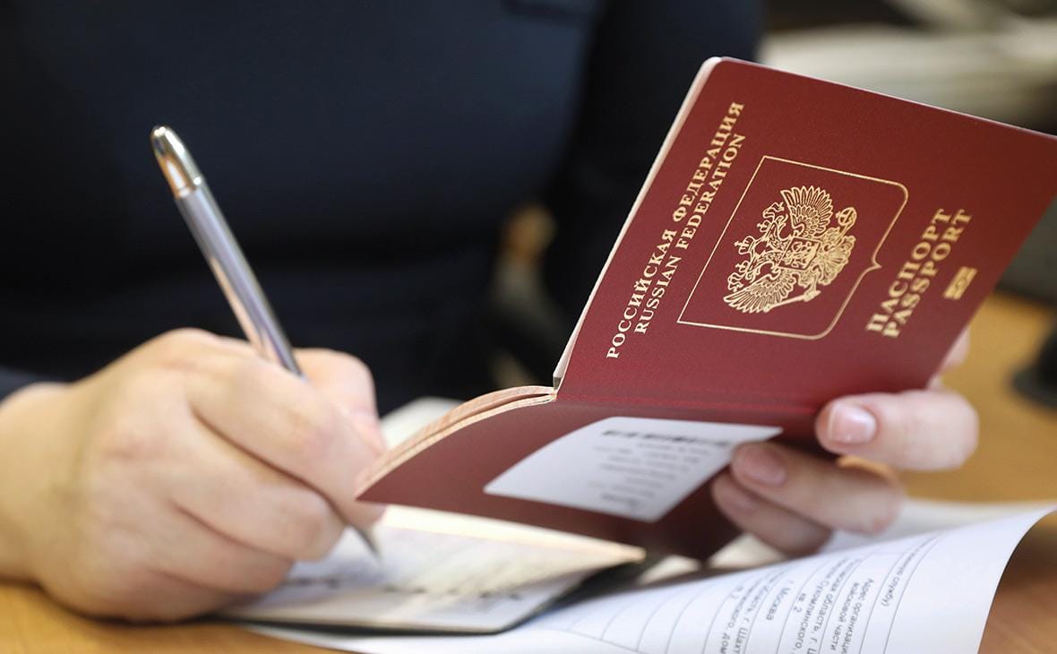 Эстония перестанет признавать российские небиометрические загранпаспорта 