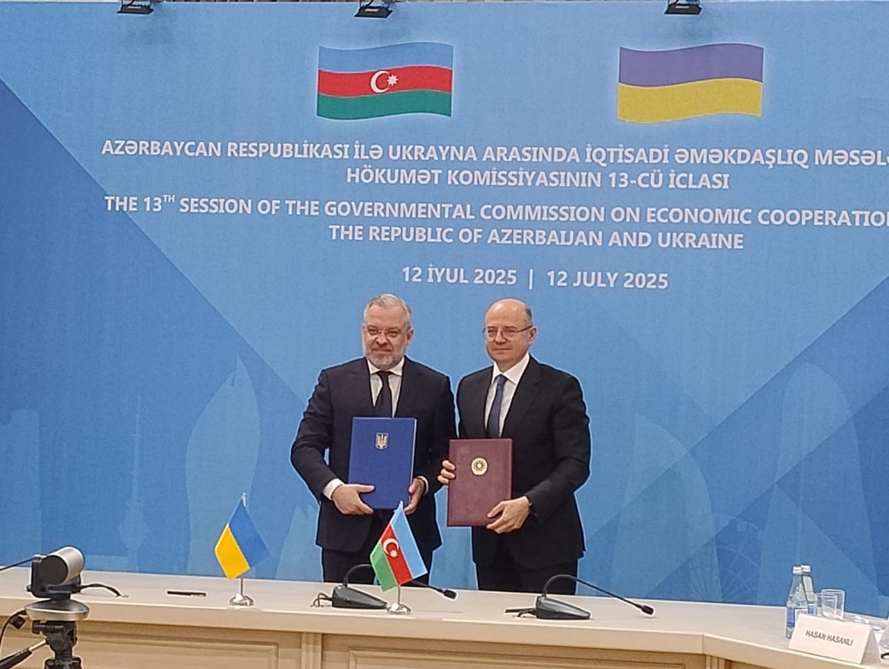 Украина предложила Азербайджану использовать свои газовые хранилища и подписала дорожную карту энергетического сотрудничества