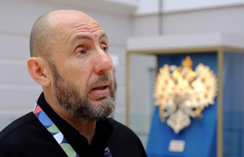 Владимир Кехман уволен с поста гендиректора МХАТ — ТАСС