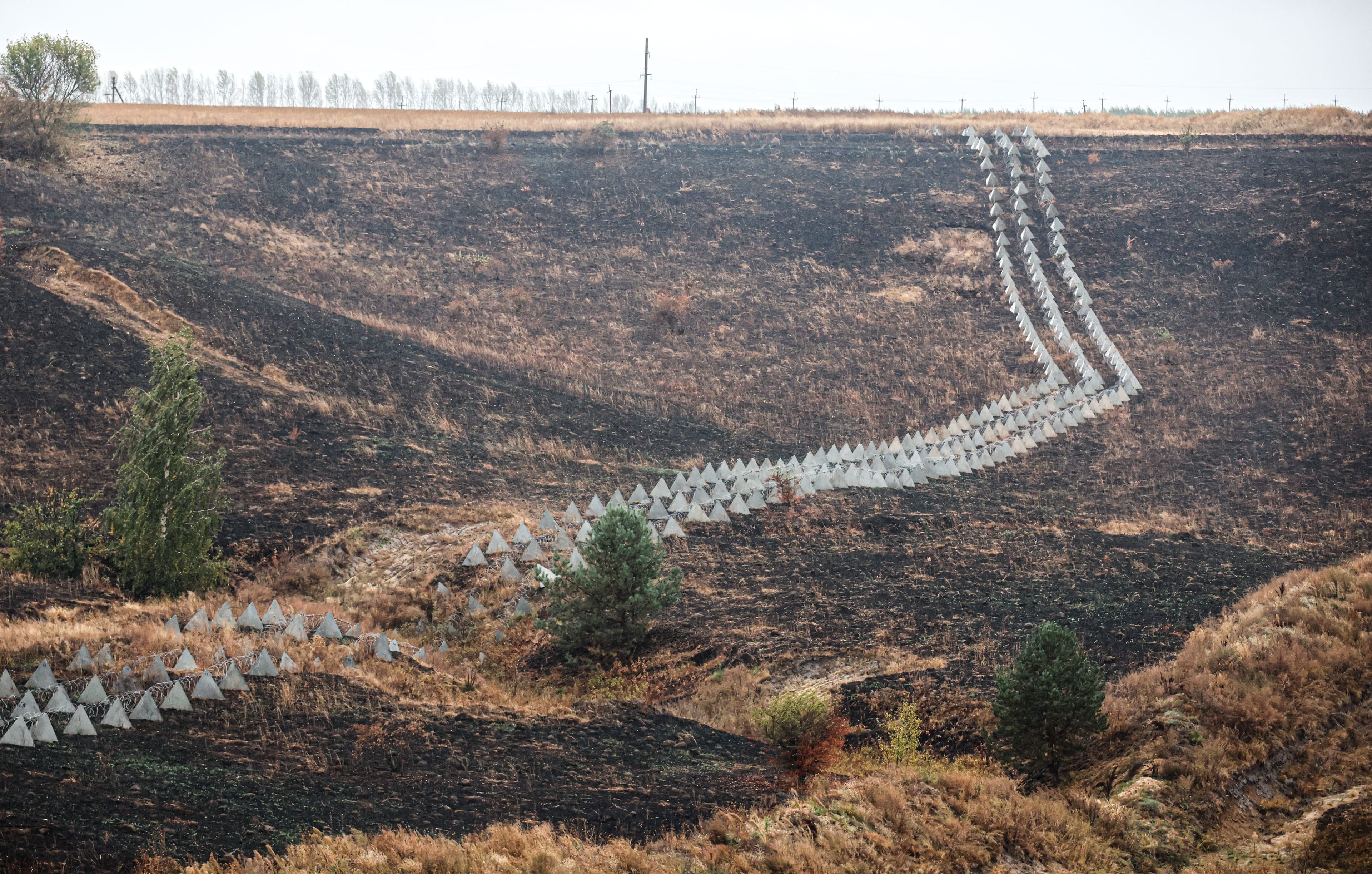Суд взыскал почти миллиард рублей с организаторов строительства фортификационных сооружений в приграничье Белгородской области