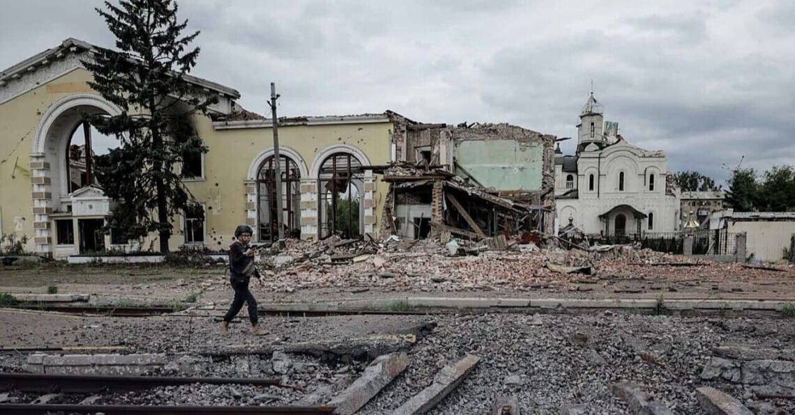 «Сейчас не средневековье, а мы не крепостные». Жители неоккупированной части Донецкой области — о территориальных требованиях Путина