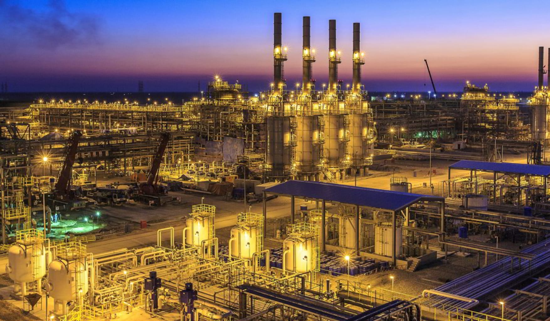 «Лукойл» из-за санкций объявил форс-мажор на одном из крупнейших нефтяных месторождений в мире — Reuters