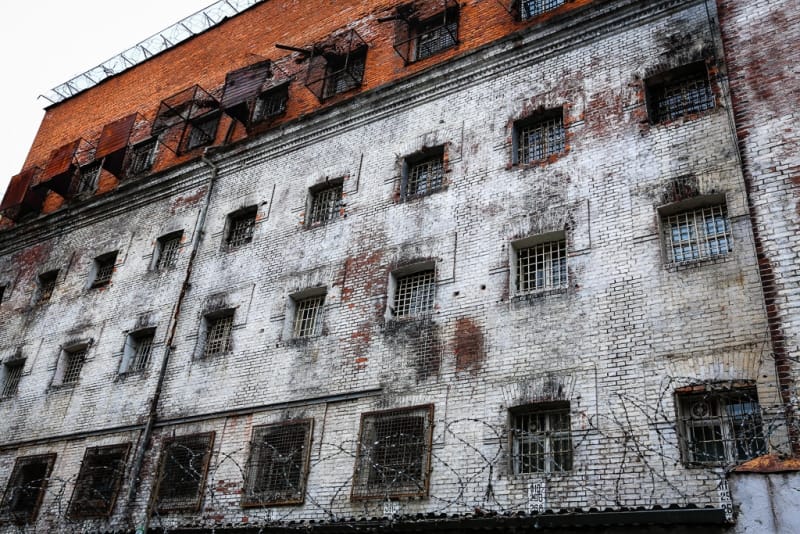 В Балашовской тюрьме в Саратовской области умер политзаключенный Роман Сидоркин, осужденный за «госизмену»